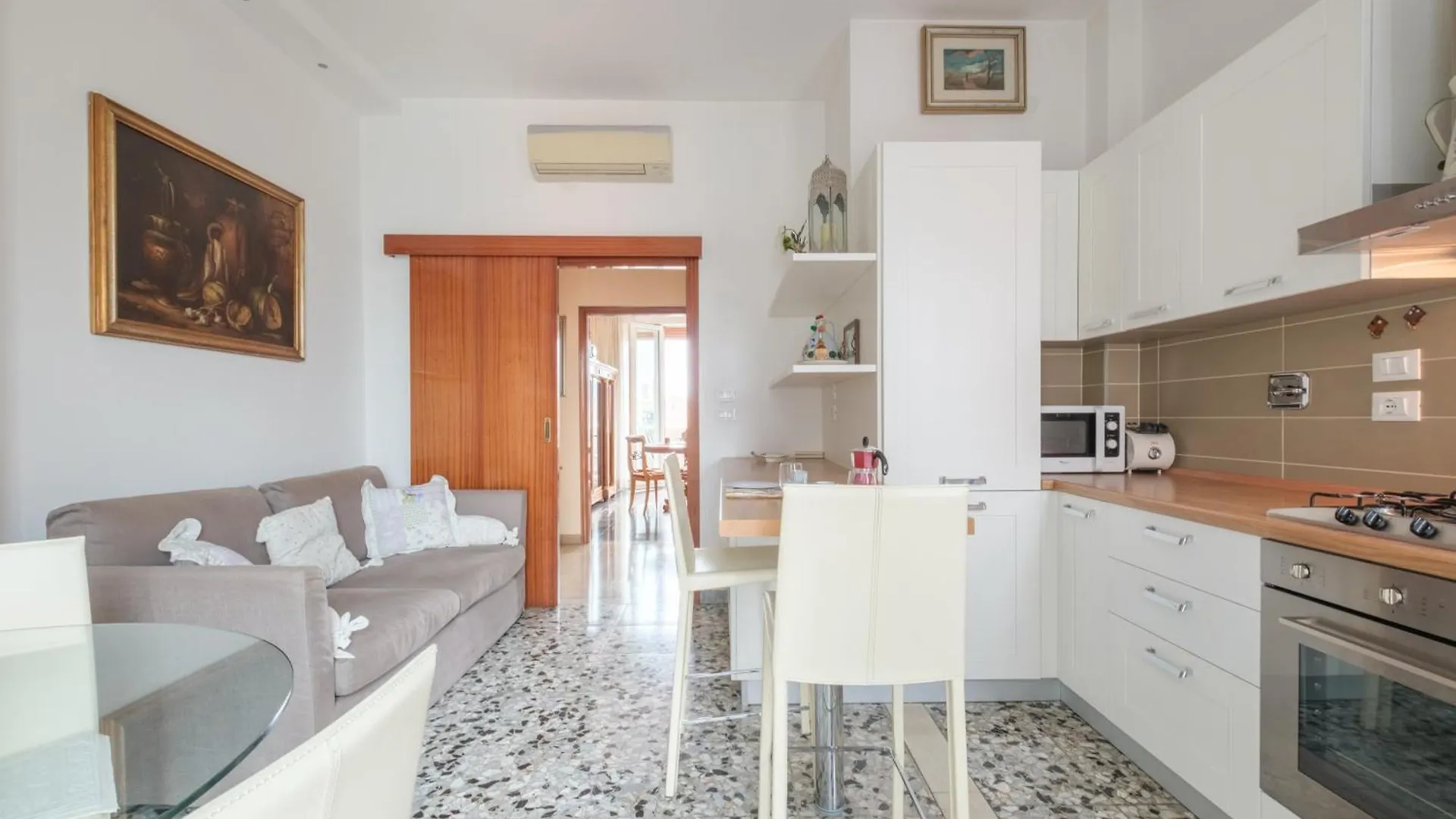 Casa Del Dottore By Studio Vita Bologna